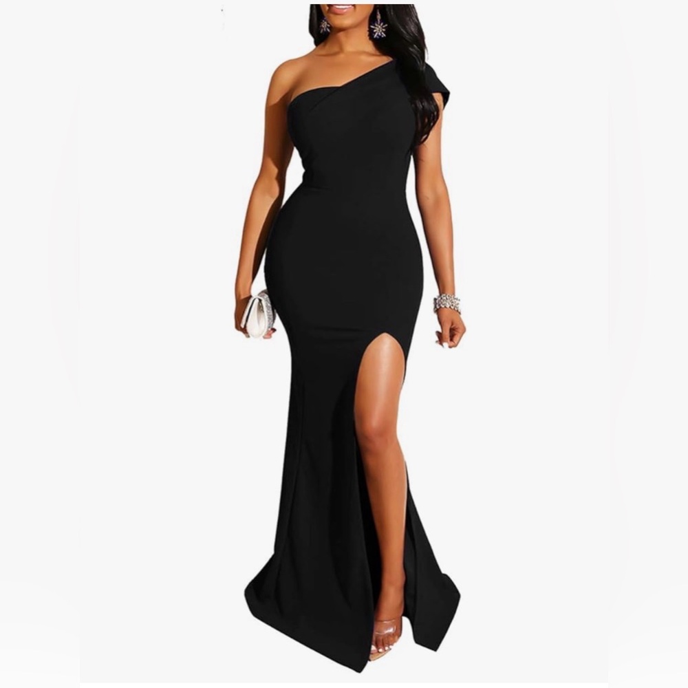 Elegant Black One-Shoulder Formal Evening Party Dress with Daring Slit